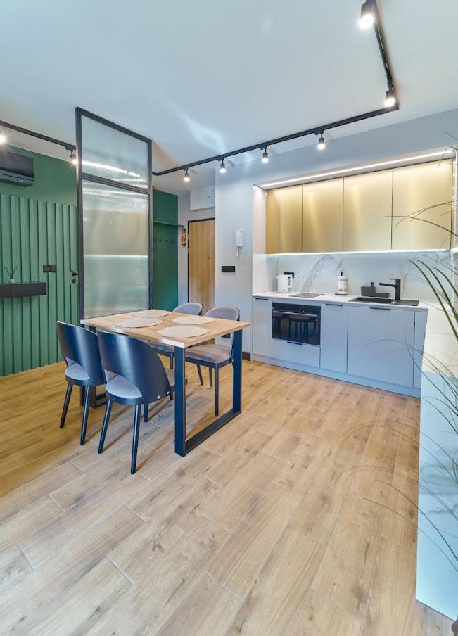Laguna Ogrody Pieniawskie 33 Emerald Vip-Z Balkonem Polanica-Zdrój Exterior foto